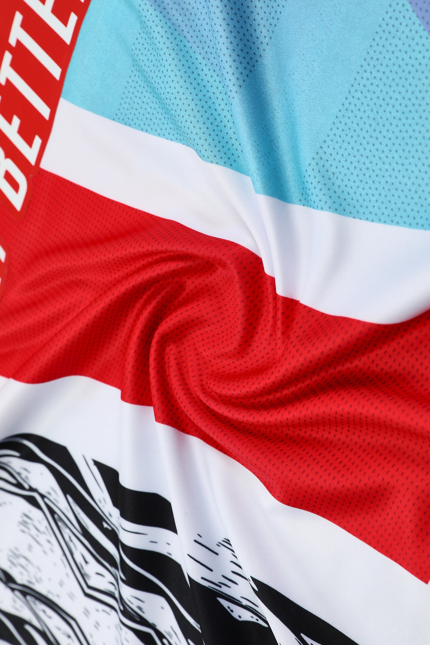 Kit Adulto Arsenal 25-26 – Regata Branca com Detalhes em Vermelho e Azul e Shorts Pretos