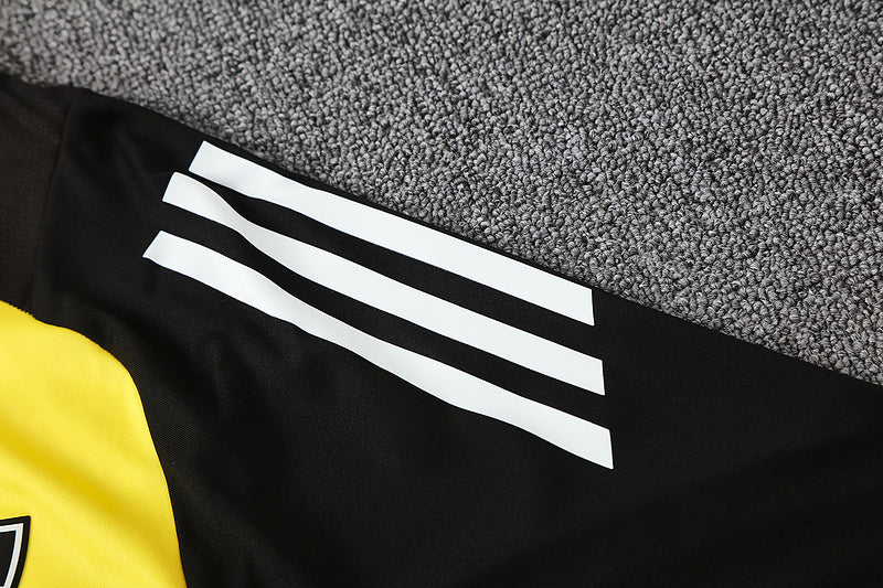 Kit Adulto Atlético Mineiro 25-26 Treino – Amarelo e Preto
