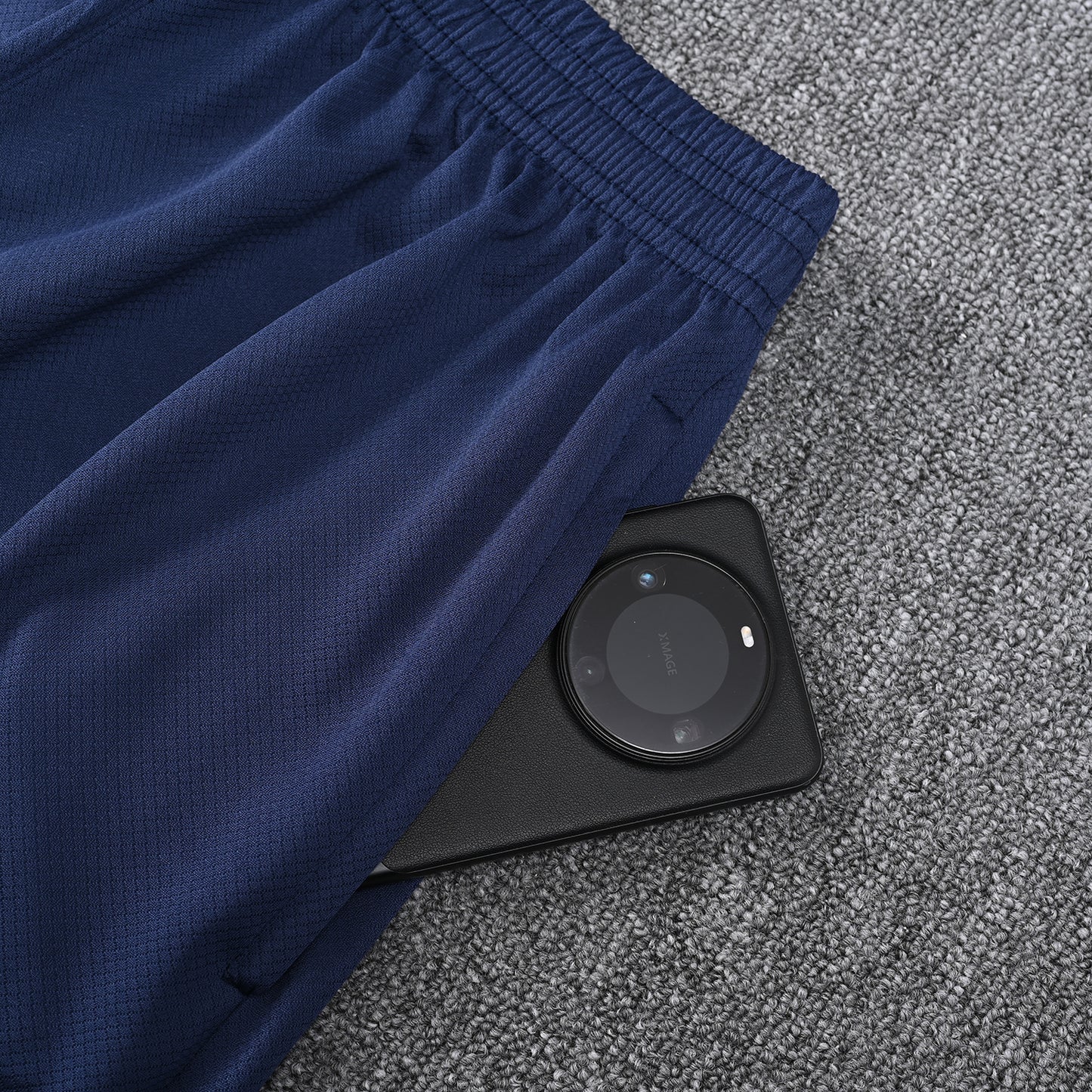 Kit Adulto Barcelona 25-26 – Regata Rosa e Shorts Azul Marinho
