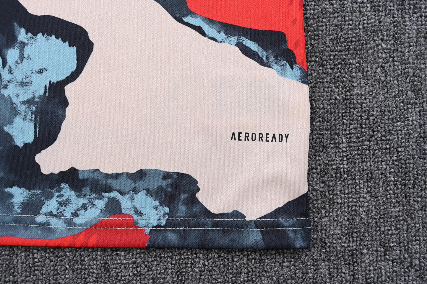 Kit Adulto Bayern de Munique 25-26 - Bege com Detalhes em Azul e Vermelho