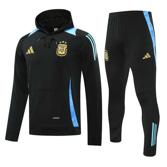 Kit Adulto Argentina 24-25 – Moletom de Capuz Preto com Detalhes Azul Claro + Calça