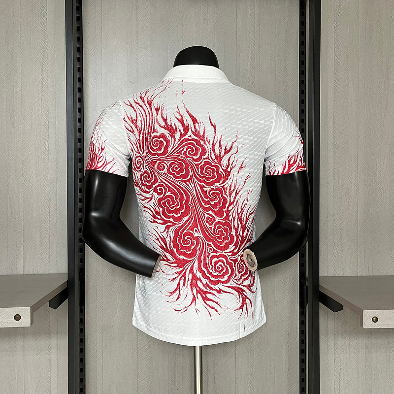 Camisa Japão 24-25 (Versão Player) Especial – Branca com Detalhe em Vermelho
