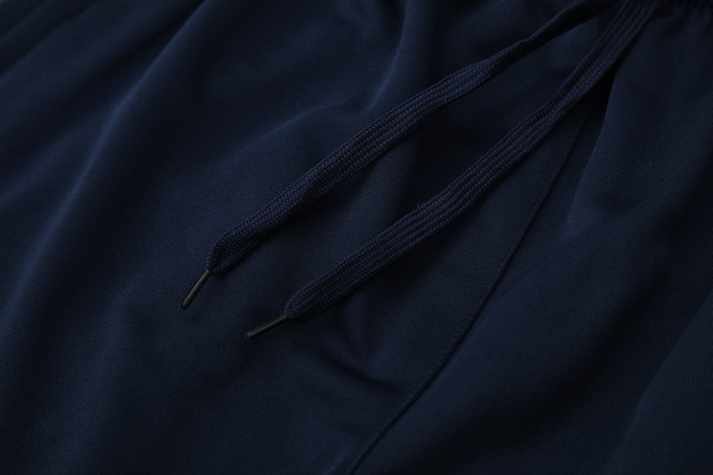 Kit Adulto Chelsea 25-26 – Moletom de Capuz Salmão com Detalhes Azul-Marinho + Calça
